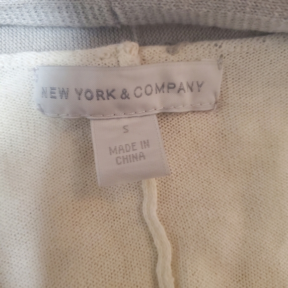 New York and Company Colorblock Carnigan Sweater - Picture 8 of 8
